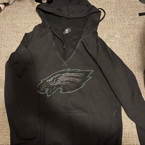 Woman’s eagles v neck sweatshirt